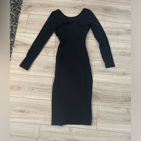 Lulu’s Black Cocktail Dress - Picture 1 of 3